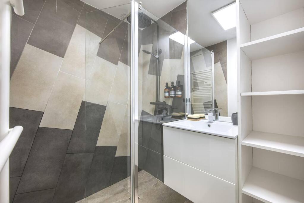 Superbe Appartement, Hypercentre, 4Chambres. Beziers Exterior photo